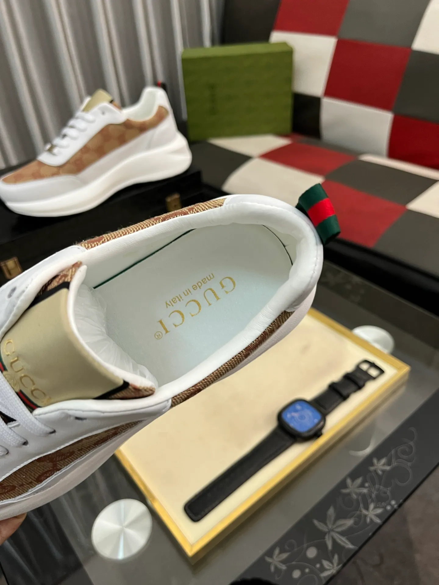 Men's Men's Shoes💰440⌚️⌚️【GUCCI】Gucci men's latest white shoe series casual shoes! The official website is built 1:1. Upper: Made of imported cowhide, with electric embroidery ➕Inner lining: Made of high-quality first-layer pigskin, soft and comfortable. Picky material selection and exquisite workmanship give you the best enjoyment. Size: 38-444️⃣Colors available